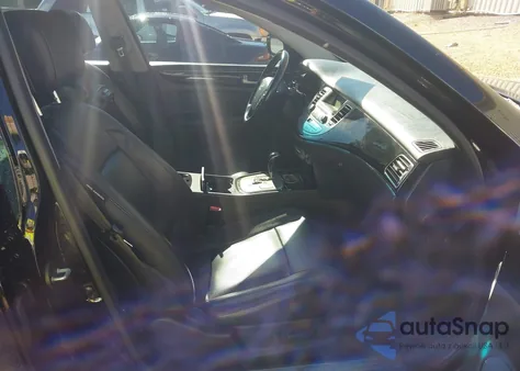 2013 Hyundai Genesis 3.8 from USA, damaged, VIN KMHGC4DDXDU217432